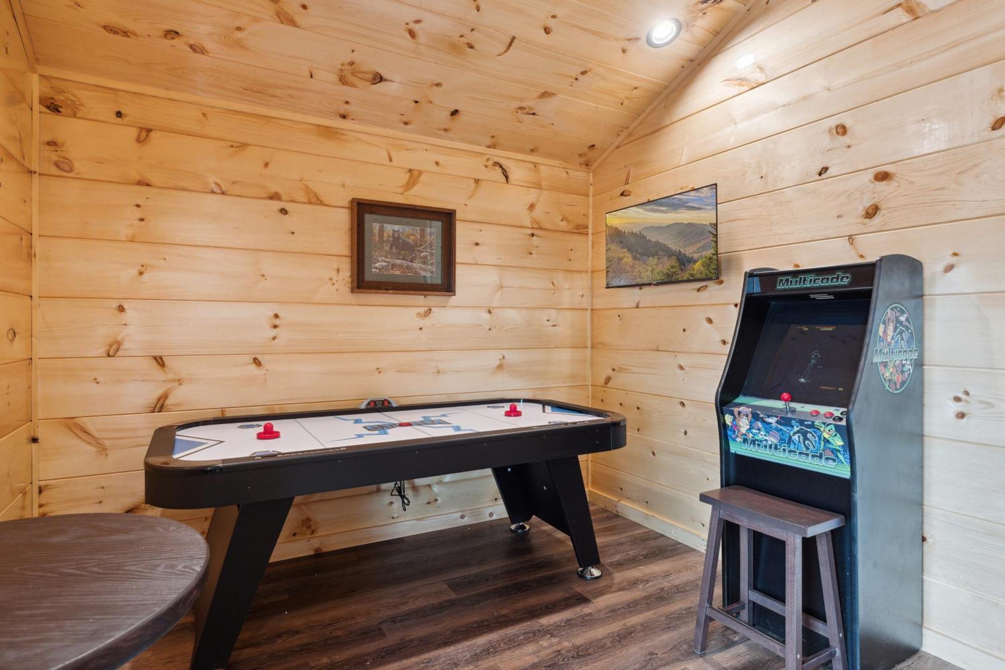 The 3 Bears Is A Newly Built 3 Bedroom Cabin Only 3 Minutes From The Parkway! พิเจนฟอร์จ ภายนอก รูปภาพ